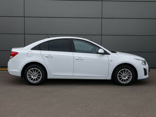 2013 Chevrolet Cruze I Рестайлинг, белый, 649000 рублей, вид 4