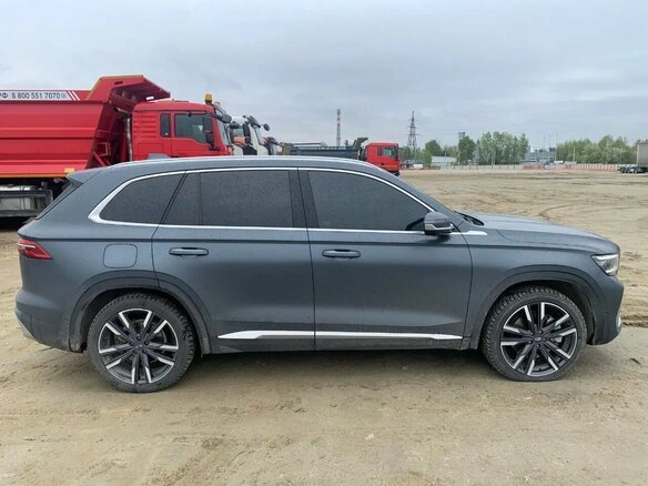 2024 Geely Monjaro I, серый, 3300000 рублей - вид 3