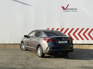 2021 Hyundai Solaris II Рестайлинг, серый, 1740000 рублей, вид 3