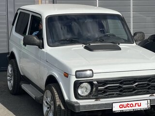 2015 Lada (ВАЗ) 2121 (4x4) I Рестайлинг, белый, 550000 рублей, вид 3