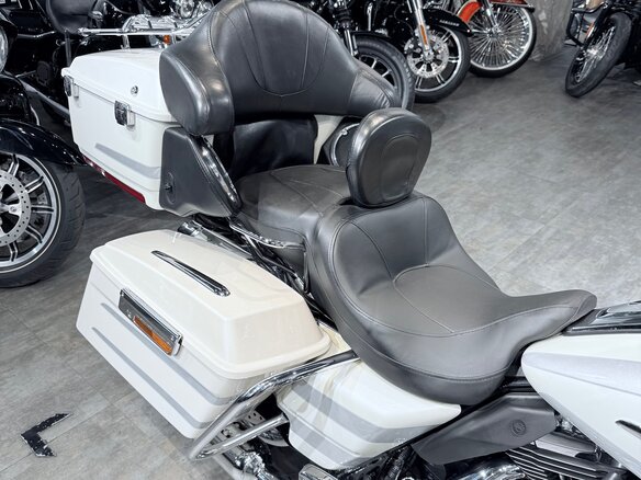2008 Harley-Davidson Electra Glide, белый, 1199000 рублей - вид 14
