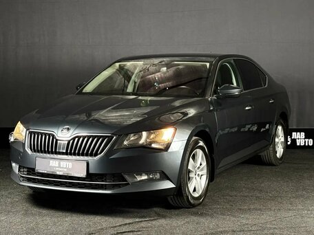 Skoda Superb III