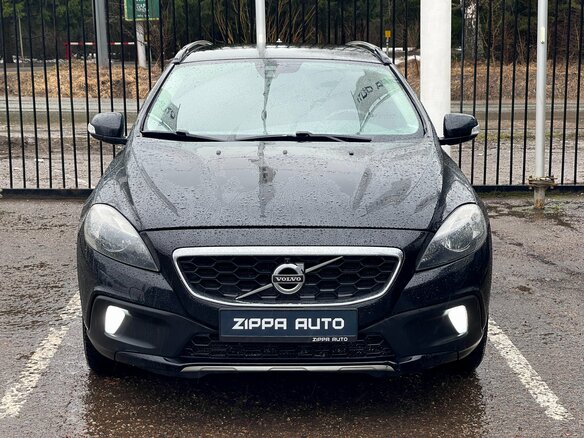 2013 Volvo V40 Cross Country I, чёрный, 1299000 рублей - вид 2