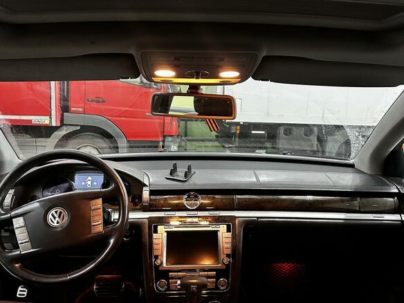 2008 Volkswagen Phaeton I, коричневый, 1290000 рублей - вид 11
