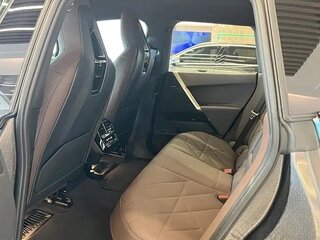 2025 BMW iX xDrive45 I (I20) Рестайлинг, серый, 9091033 рублей, вид 4
