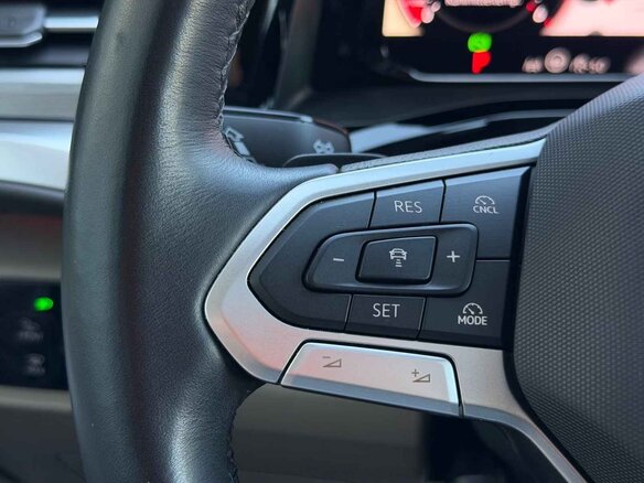 2023 Volkswagen Multivan T7, чёрный, 5190000 рублей - вид 13