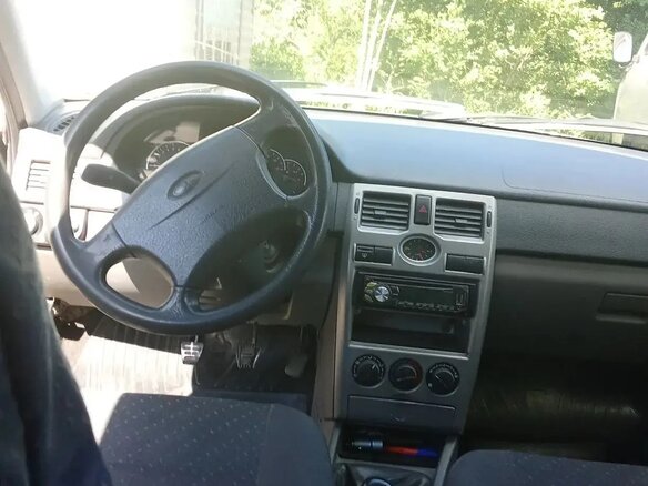 2011 Lada (ВАЗ) Priora I, зелёный, 255300 рублей - вид 3