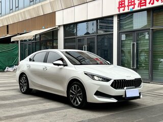 2023 Kia K3 II (China Market) Рестайлинг, белый, 1300000 рублей, вид 3