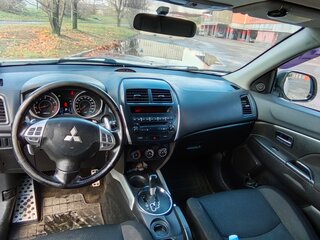 2010 Mitsubishi ASX I, белый, 700000 рублей, вид 5