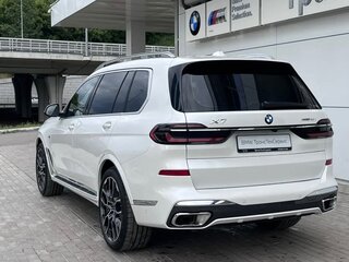 2025 BMW X7 40i I (G07) Рестайлинг, белый, 16490000 рублей, вид 5