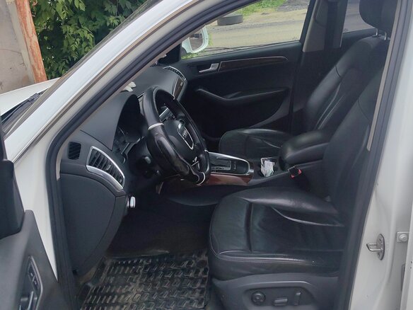 2010 Audi Q5 I (8R), белый - вид 3