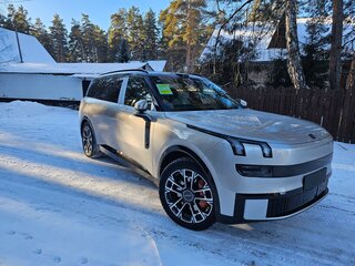 2025 Lynk & Co 900, серебристый, 7869900 рублей, вид 1