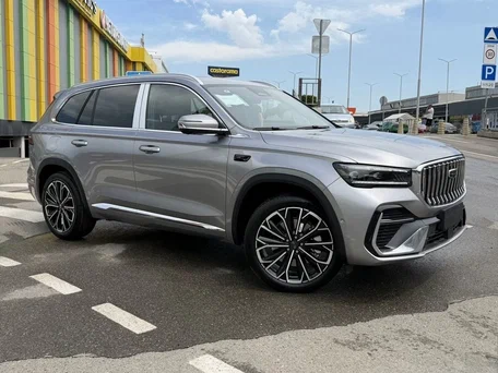 2026 Geely Monjaro (Xingyue L) I Рестайлинг 2 (China Market), серебристый, 3950000 рублей, вид 1