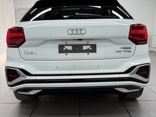 2021 Audi Q2 L 35 TFSI I Рестайлинг, белый, 2048000 рублей, вид 5