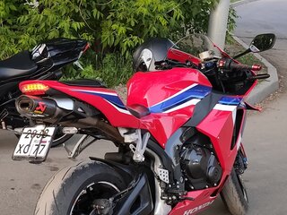 2021 Honda CBR 600RR, красный, 1100000 рублей, вид 2