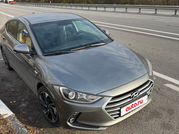 2017 Hyundai Elantra VI (AD), серый, 1250000 рублей - вид 1