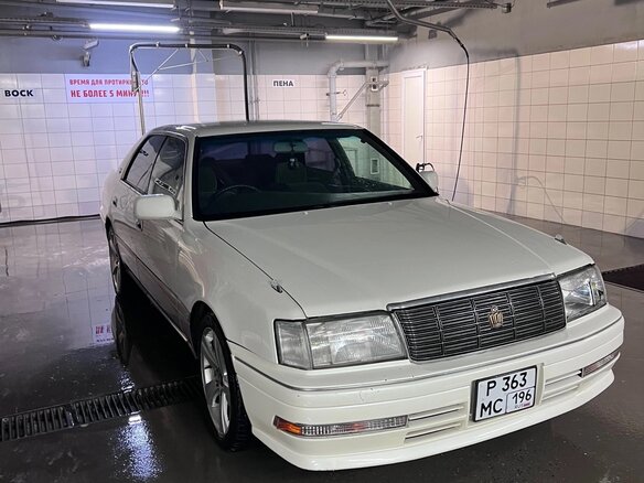1995 Toyota Crown X (S150), белый - вид 7