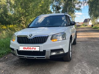 2010 Skoda Yeti I, белый, 650000 рублей, вид 2