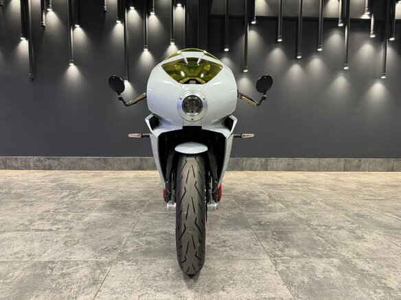 2021 MV Agusta Superveloce 800, белый - вид 8