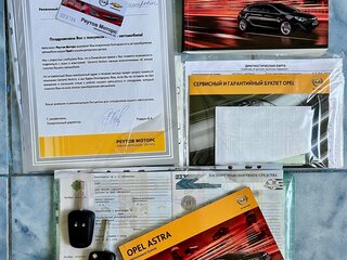2012 Opel Astra J Рестайлинг, белый, 1000000 рублей, вид 2