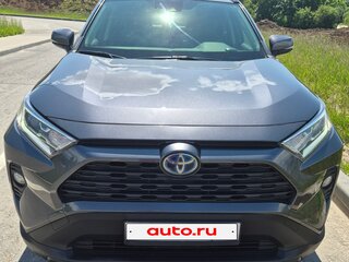 2019 Toyota RAV4 V (XA50), серый, 3100000 рублей, вид 1