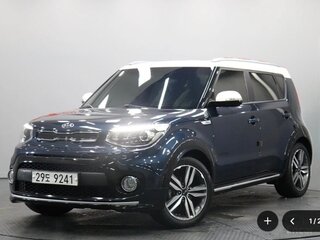 2017 Kia Soul II Рестайлинг, синий, 1650000 рублей, вид 1