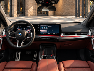 2026 BMW X2 xDrive25i II (U10), серый, 6650000 рублей, вид 3