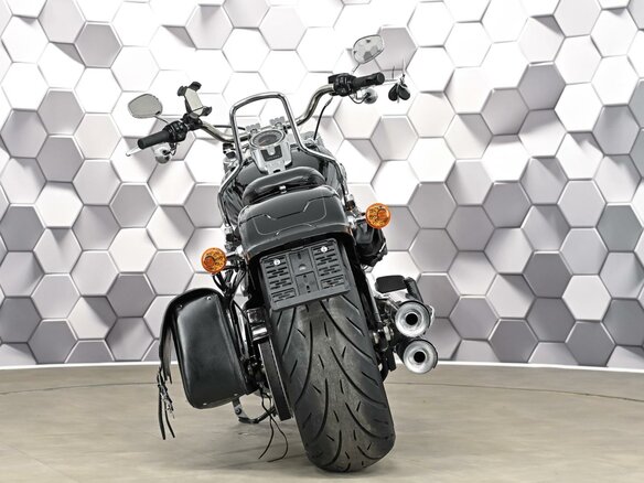 2018 Harley-Davidson Fat Boy, чёрный, 1779000 рублей - вид 5