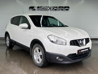 2013 Nissan Qashqai I Рестайлинг, белый, 1129000 рублей, вид 1