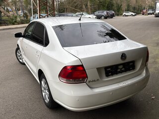 2012 Volkswagen Polo V, белый, 600000 рублей, вид 4