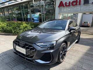 2026 Audi A3L 35 TFSI IV (8Y) Рестайлинг, серебристый, 2439170 рублей, вид 1