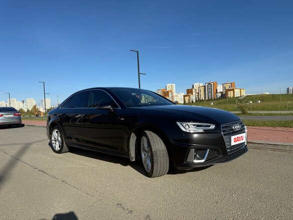 2019 Audi A4 V (B9), чёрный, 3400000 рублей - вид 5