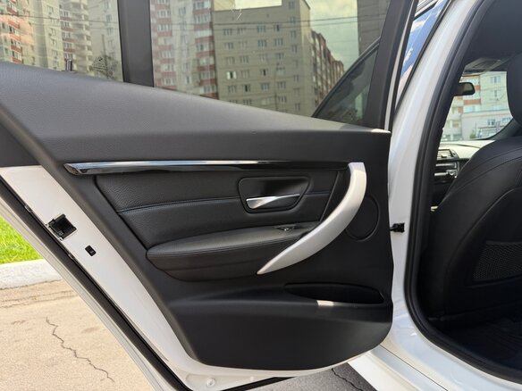 2018 BMW 3 серии 320i xDrive VI (F3x) Рестайлинг, белый, 2350000 рублей - вид 14