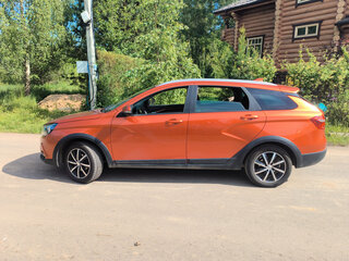 2018 Lada (ВАЗ) Vesta SW Cross I, оранжевый, 1250000 рублей, вид 4