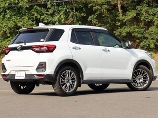 2022 Toyota Raize I, белый, 1370000 рублей, вид 5