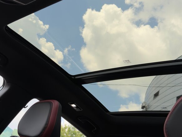 2024 Geely Coolray (Binyue Cool) I Рестайлинг, белый, 2250000 рублей - вид 11