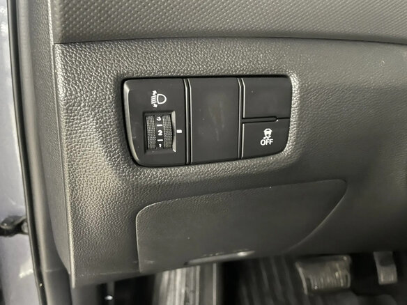 2018 Hyundai Creta I, серый, 1489000 рублей - вид 11