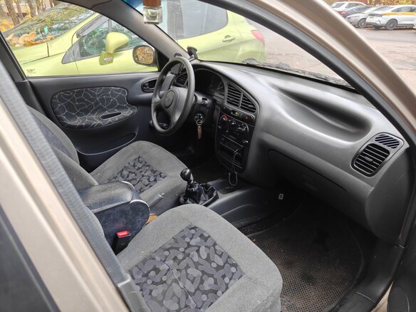 2004 Daewoo Sens I, бежевый, 150000 рублей - вид 8