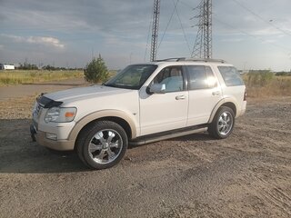 2009 Ford Explorer IV, белый, 1780000 рублей, вид 5