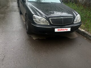 2002 Mercedes-Benz S-Класс 320 IV (W220), чёрный, 650000 рублей, вид 2