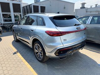 2026 Audi Q5 L III (GU), серебристый, 6600000 рублей, вид 3
