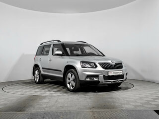 2017 Skoda Yeti I Рестайлинг, серебристый, 1450000 рублей, вид 3