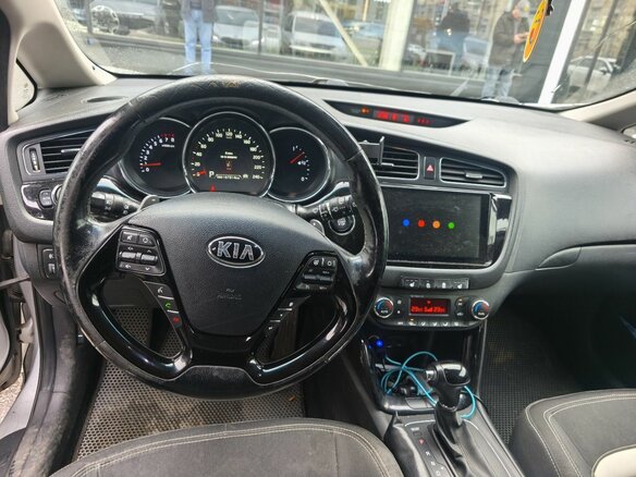 2012 Kia Ceed II, серебристый, 1049000 рублей - вид 2