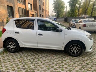 2016 Renault Sandero II, белый, 710000 рублей, вид 3