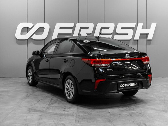 2019 Kia Rio IV, чёрный, 1249000 рублей - вид 1