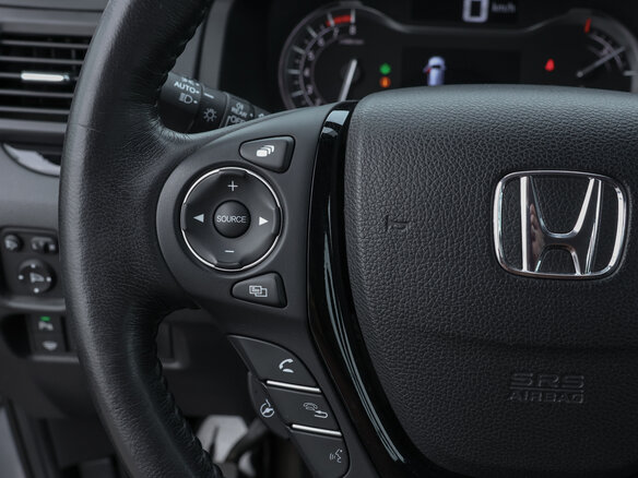 2018 Honda Pilot III, серебристый, 2878000 рублей - вид 17