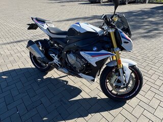 2018 BMW S 1000 R, белый, 1200000 рублей, вид 1