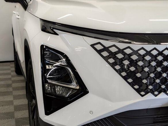 2024 Omoda C5 I Рестайлинг, белый, 2190000 рублей - вид 16