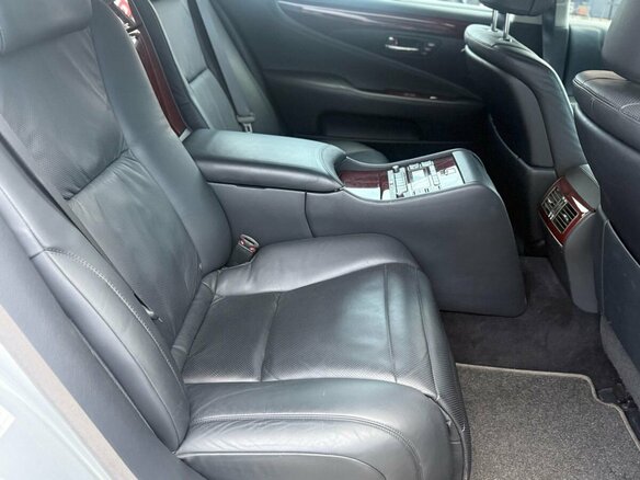 2007 Lexus LS Long 460 L IV, серебристый, 2400000 рублей - вид 8