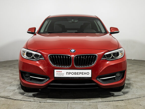 2014 BMW 2 серии 220i F22, красный, 1899700 рублей - вид 1